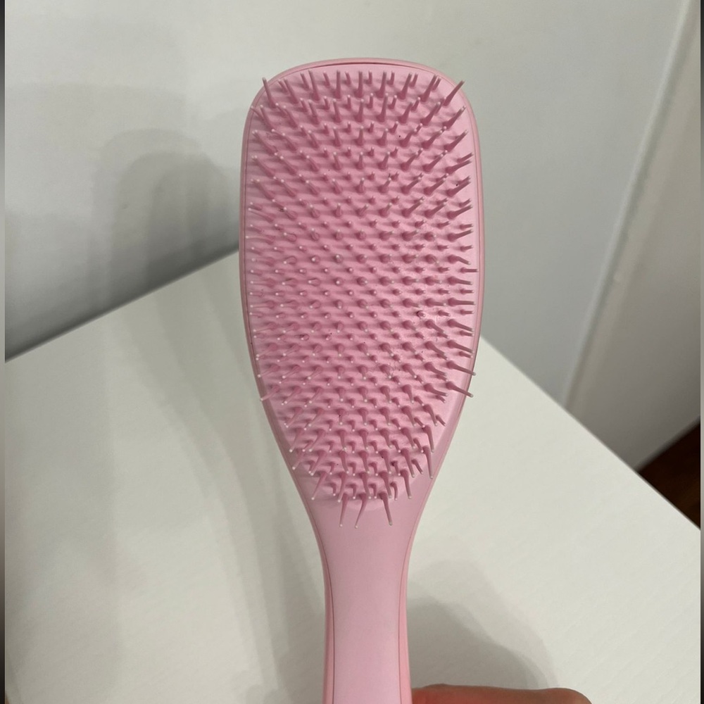 Tangle teezer hair brush pink